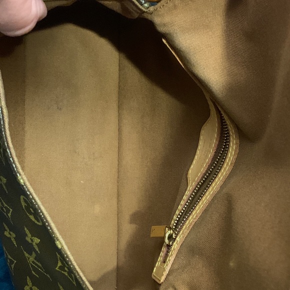 **SOLD** Louis Vuitton Mini Looping Shoulder Bag - Picture 4 of 12